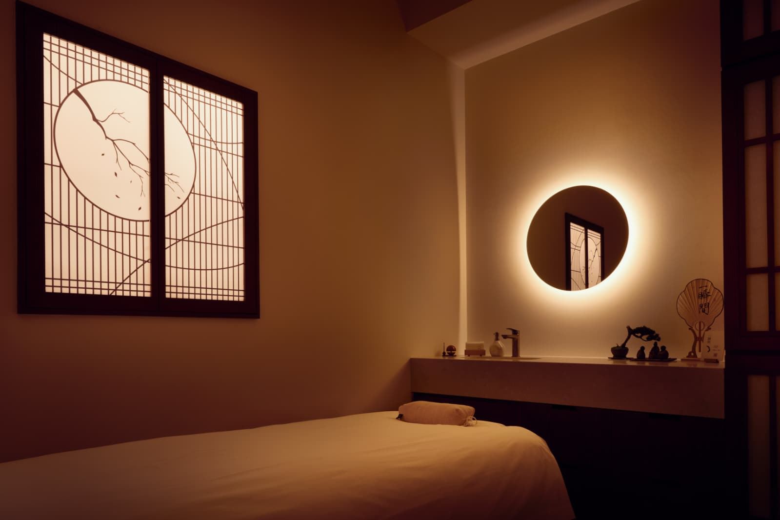 ERABELLE beauty salon interior at The Cathay, fit-out by MD Projects, view 9