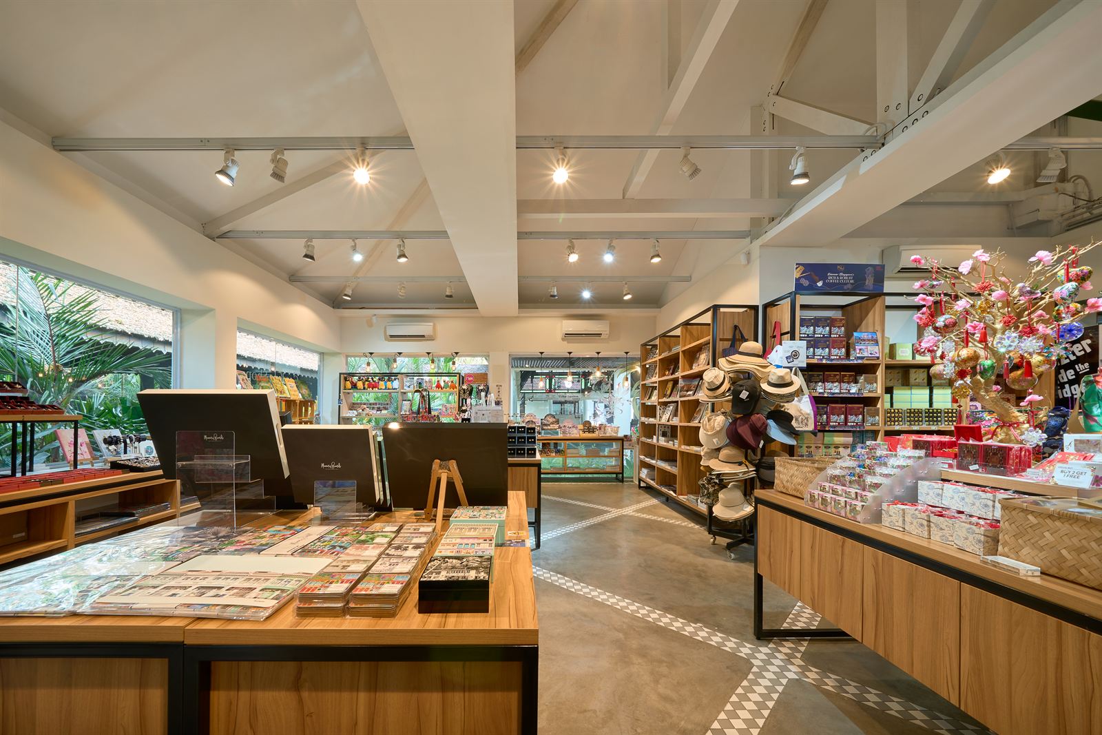 Gardens Shop gift shop interior at Singapore Botanic Gardens, fit-out by MD Projects, view 4