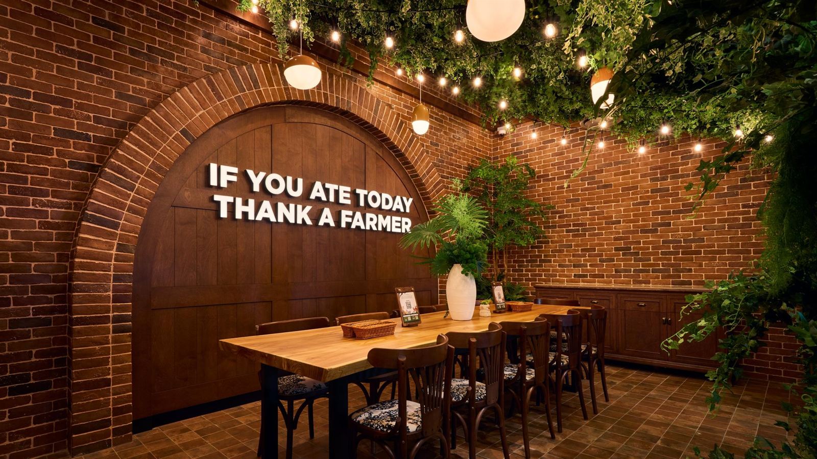 Surrey Hills Grocer grocer and café interior at VivoCity, fit-out by MD Projects, view 3