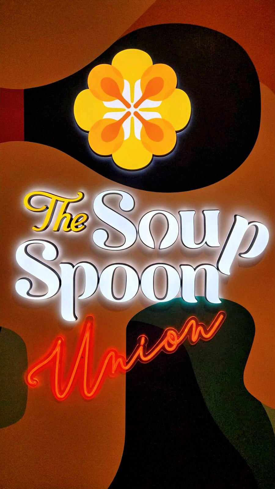 THE SOUP SPOON soup restaurant interior at White Sands, fit-out by MD Projects, view 4