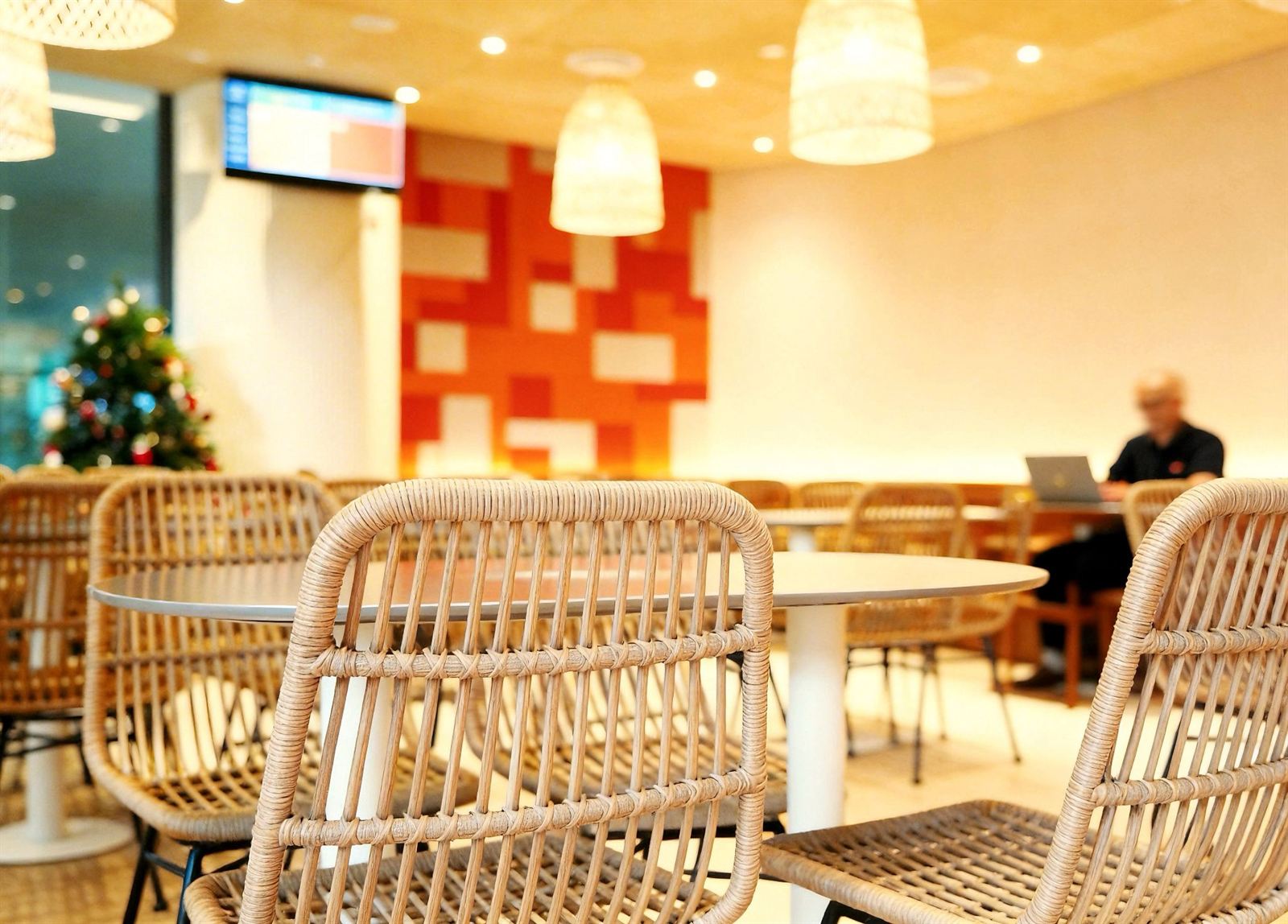 ANNA X UNION bistro interior at Punggol Coast Mall, fit-out by MD Projects, view 5