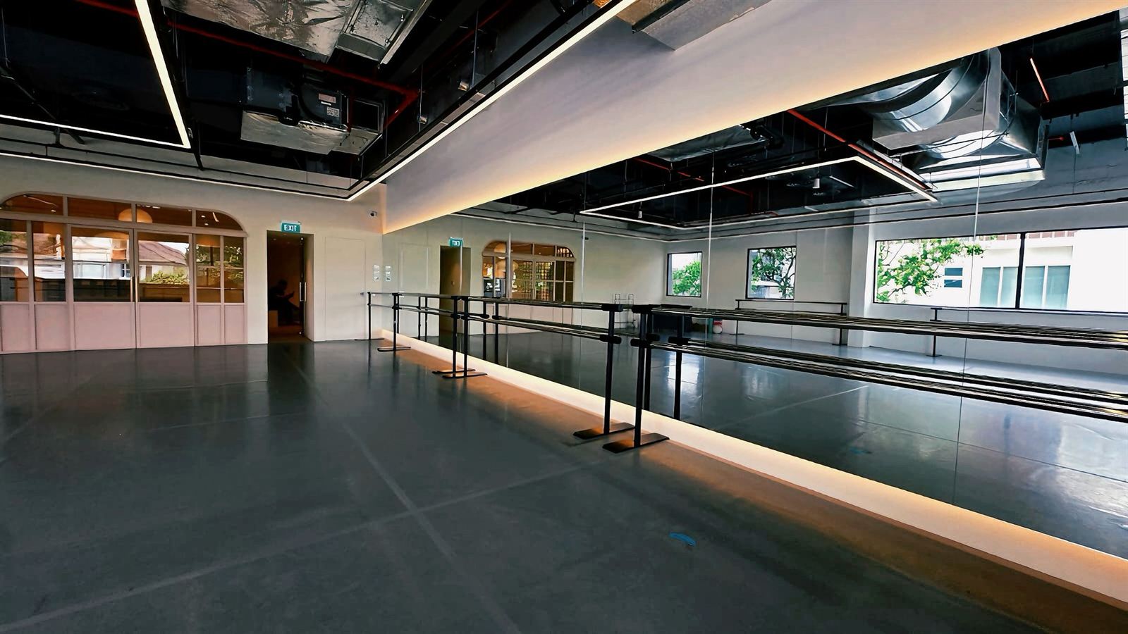 BARREWORKS dance studio interior at Jelita Mall, fit-out by MD Projects, view 2