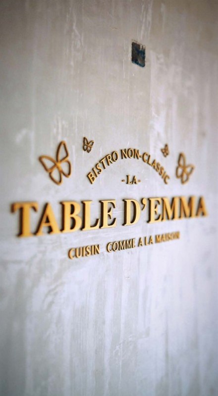 LA TABLE D'EMMA, Club Street